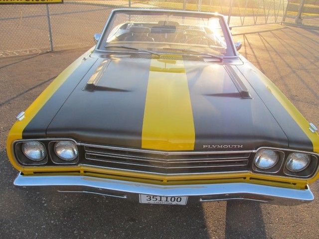 1969 Plymouth Road Runner Convertible - photo 8
