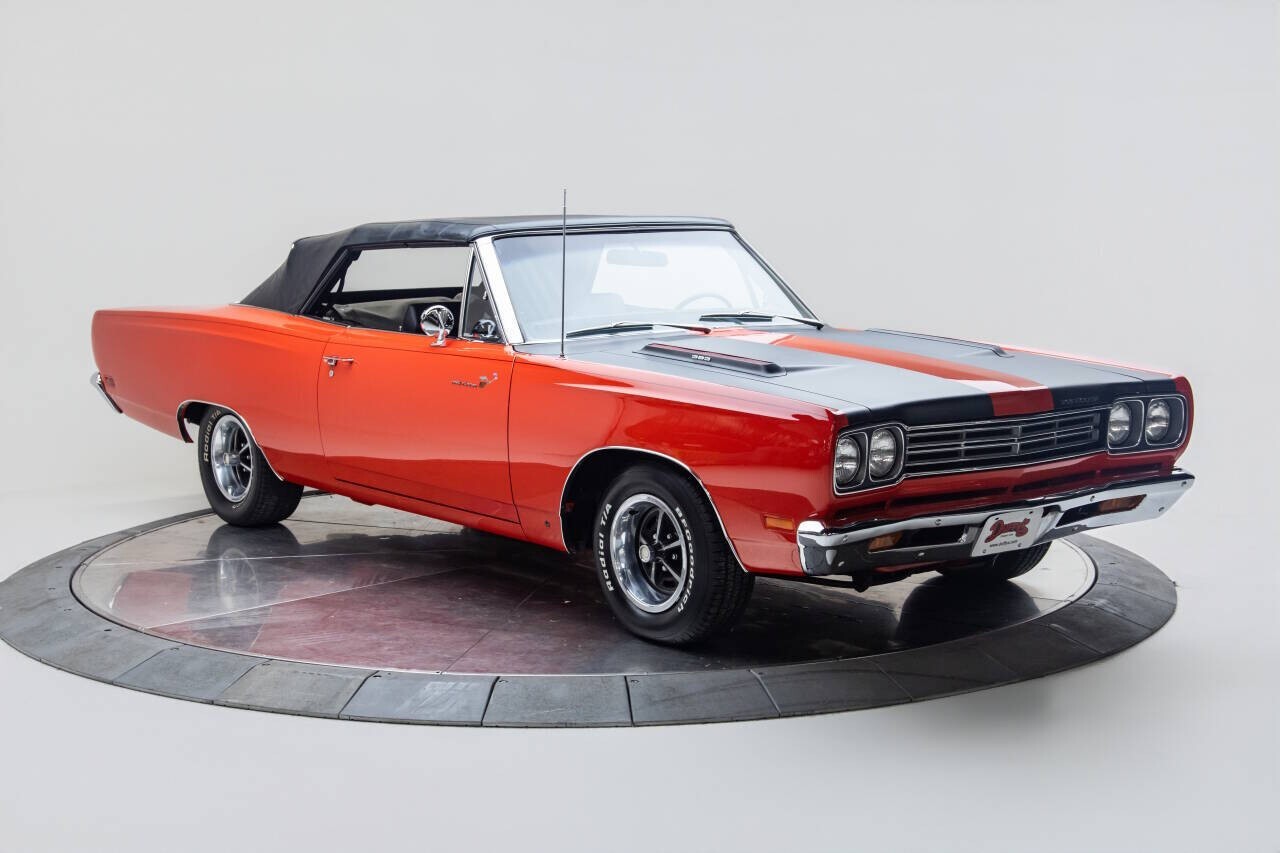 1969 Plymouth Roadrunner convertible - photo 2