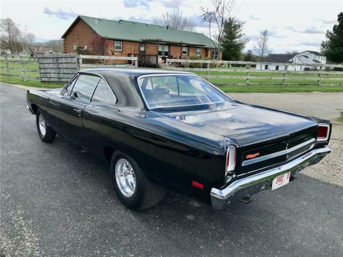 1969 Plymouth Road Runner Hardtop - photo 9