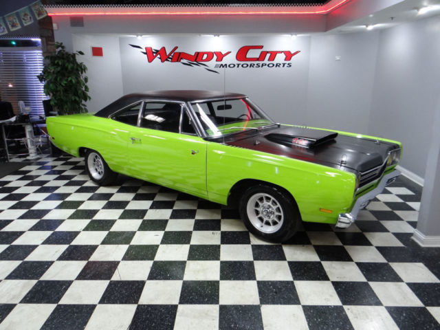 1969 Plymouth Roadrunner Custom 440 Big Block 4-Speed Very Solid & Runs STRONG! 1969 Plymouth Road Runner