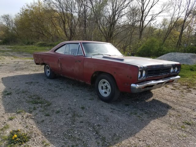 1969 PLYMOUTH ROADRUNNER, HARD TOP, 383 ,4 SPEED ,8 3/4 POSI , AIR GRABBER HOOD 1969 Plymouth Road Runner