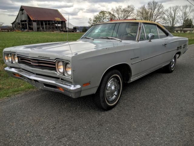 1969 Plymouth Satellite Sport - 61K - Barn Survivor - Roadrunner Road Runner GTX 1969 Plymouth GTX Satellite Sport
