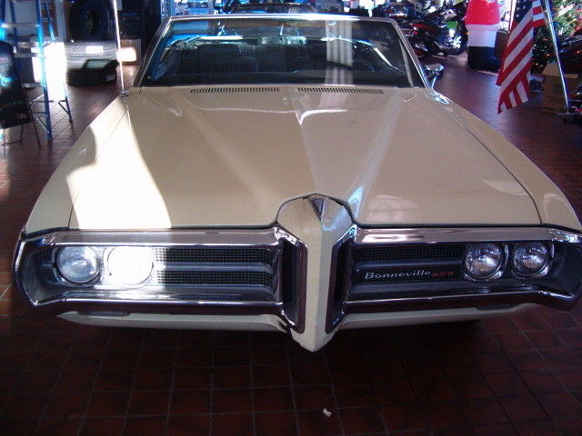 1969 Pontiac Bonneville - photo 12
