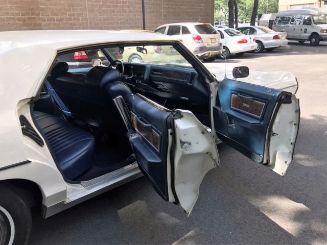 1969 Pontiac Bonneville - photo 12