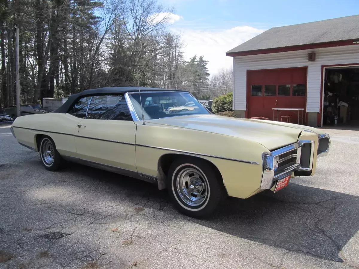 1969 Pontiac Bonneville Convertible Factory 428 V-8 1969 Pontiac Bonneville
