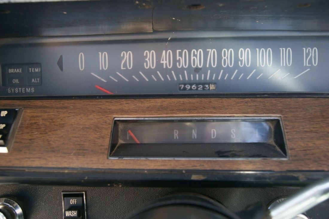 1969 Pontiac Bonneville - photo 12