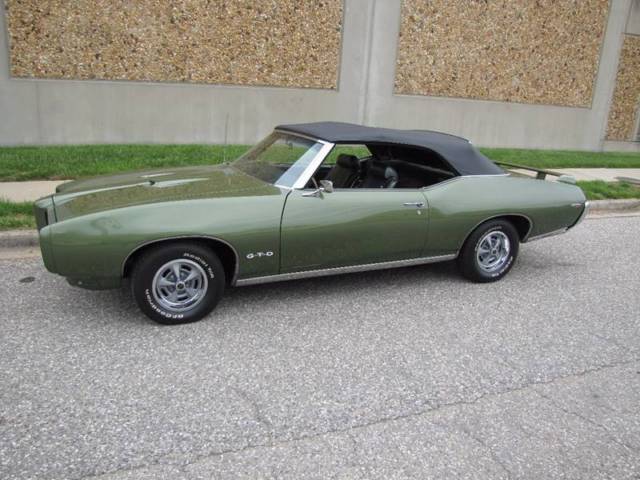1969 Pontiac GTO - photo 13