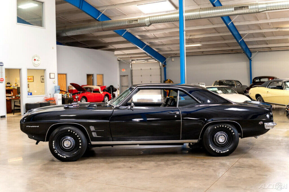 1969 Pontiac Firebird - photo 2