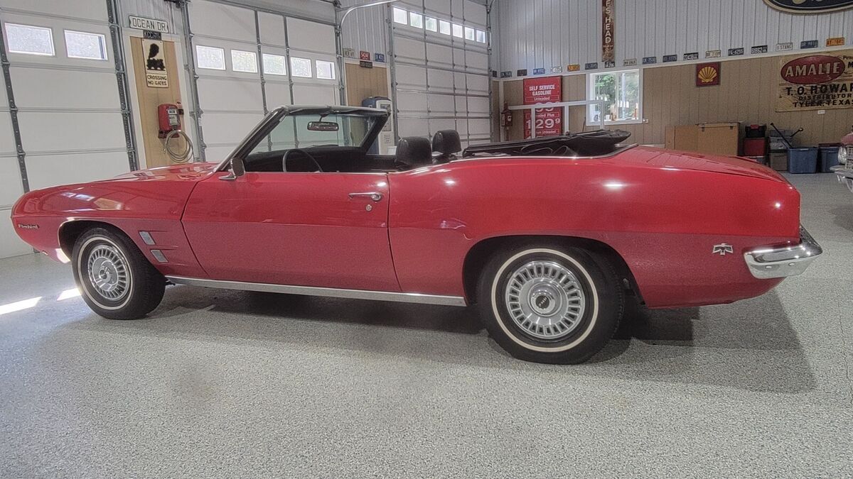 1969 Pontiac Firebird - photo 2