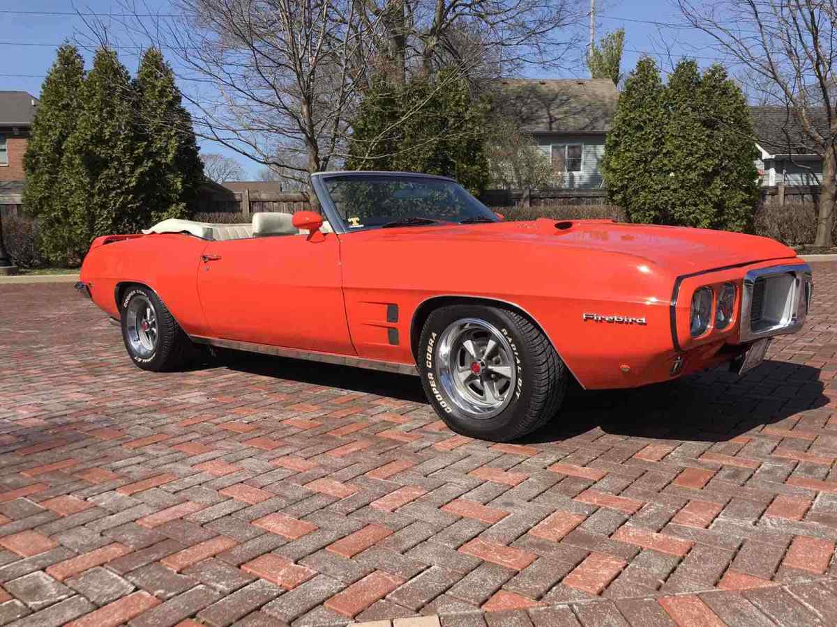 1969 Pontiac Firebird - photo 2