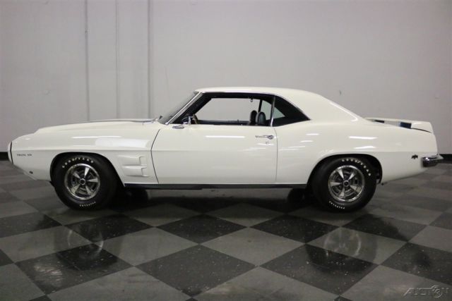 1969 Pontiac Firebird Trans Am - photo 2