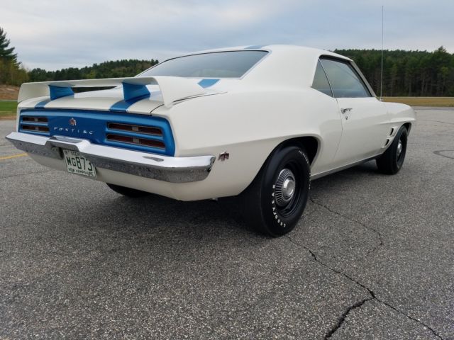 1969 Pontiac Trans Am - photo 6