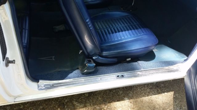 1969 Pontiac Trans Am - photo 9