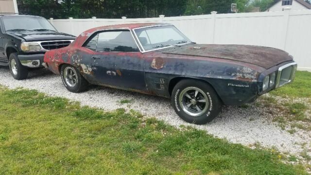 1969 pontiac firebird v8 Runs and drives needs resto 1969 Pontiac Firebird
