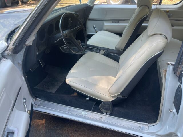 1969 Pontiac Grand Prix Model J - photo 11