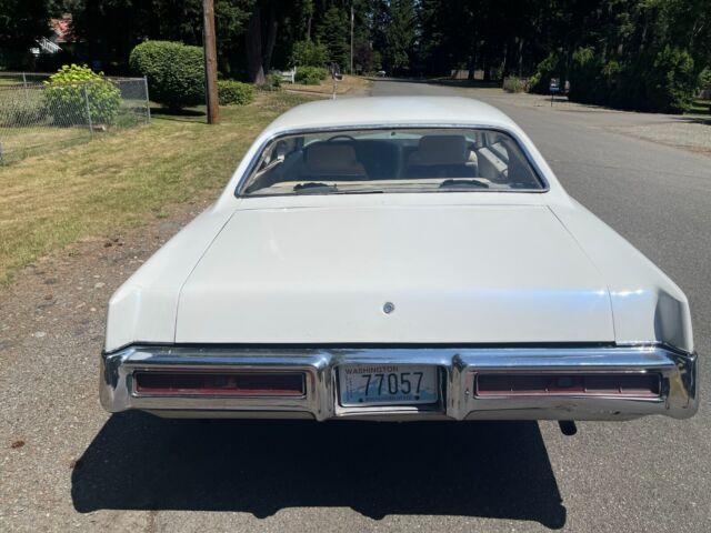 1969 Pontiac Grand Prix Model J - photo 4