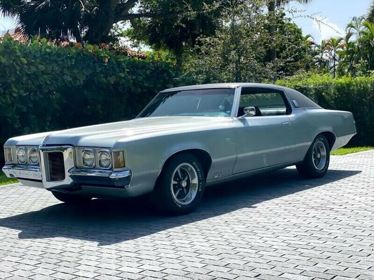 1969 Pontiac Grand Prix coupe
