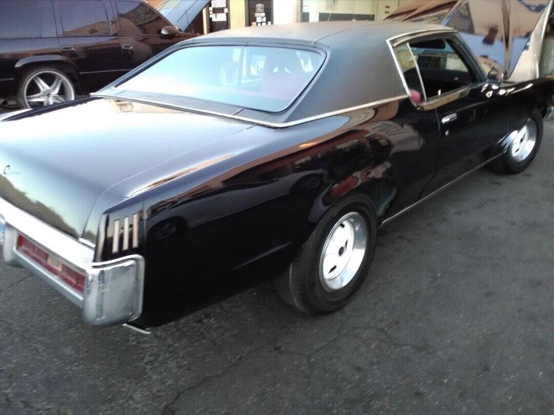 1969 Pontiac Grand Prix model J - photo 3