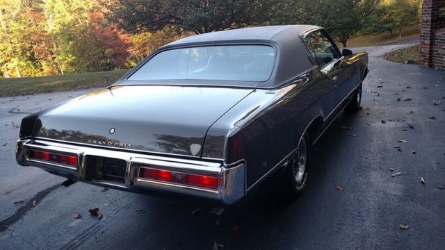 1969 Pontiac Grand Prix -- - photo 12