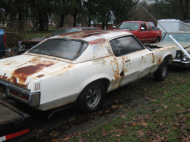 1969 Pontiac Grand Prix - photo 2