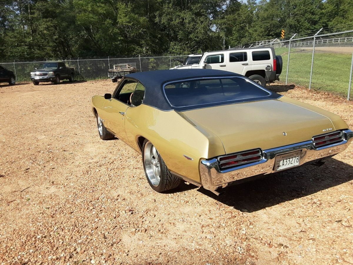 1969 Pontiac GTO - photo 12