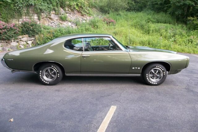 1969 Pontiac GTO - photo 3