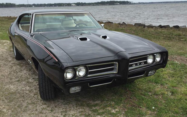 1969 Pontiac GTO - photo 10