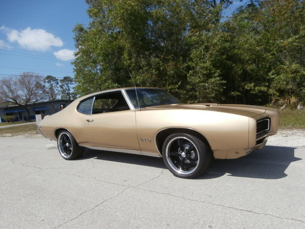 1969 Pontiac GTO - photo 3