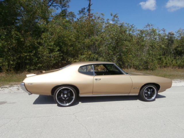 1969 Pontiac GTO - photo 8