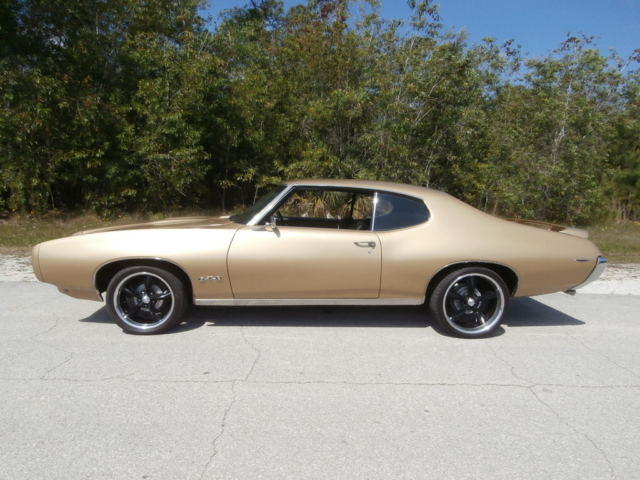 1969 Pontiac GTO - photo 9