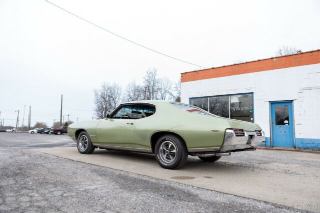 1969 Pontiac GTO - photo 12