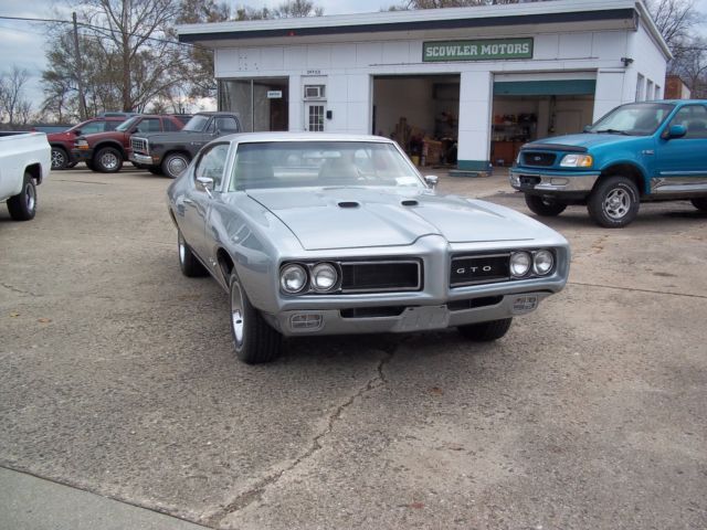 1969 Pontiac GTO - photo 2