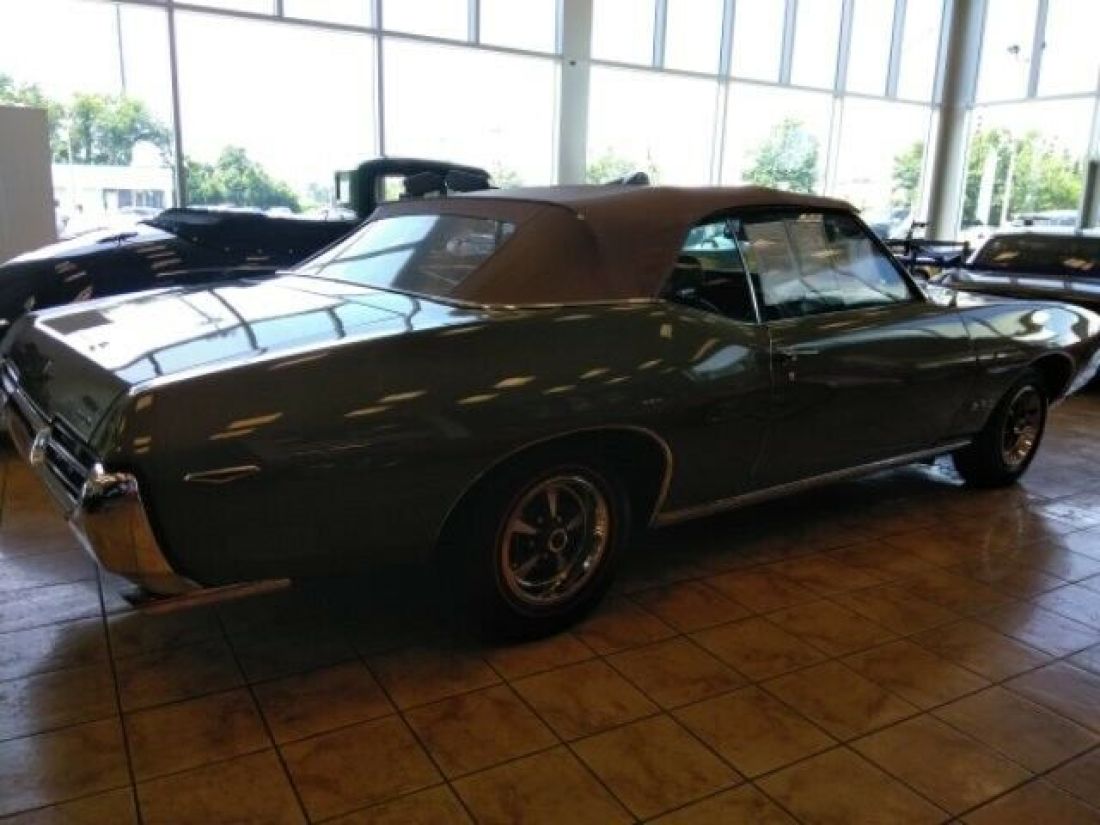 1969 Pontiac GTO - photo 2