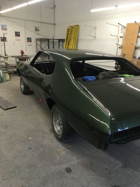1969 Pontiac GTO Green with Black interior - photo 6
