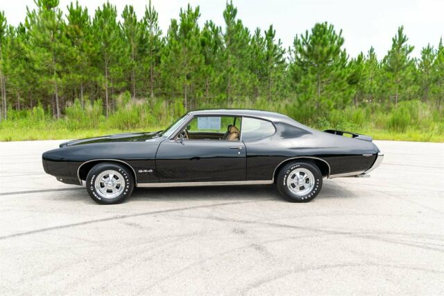 1969 Pontiac GTO 2D - photo 4