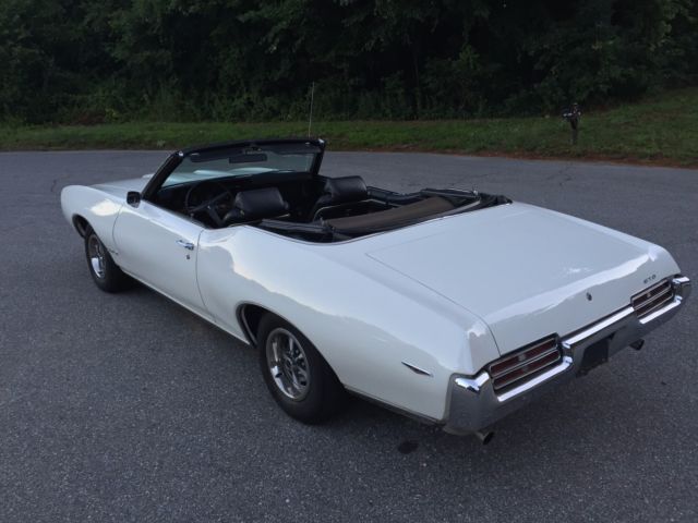 1969 Pontiac GTO - photo 7