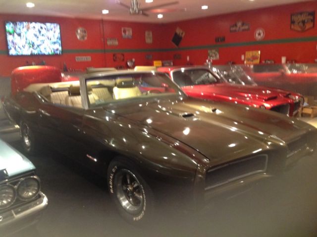 1969 Pontiac GTO Convertible - photo 10