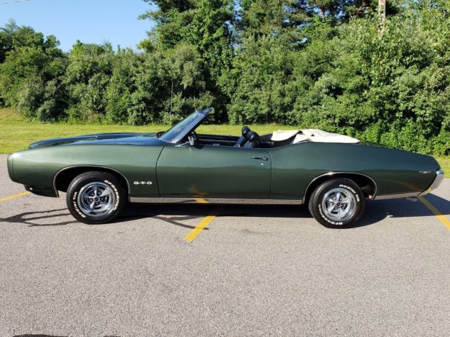 1969 Pontiac GTO Convertible - photo 4