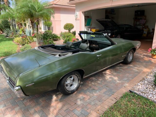 1969 Pontiac GTO - photo 2