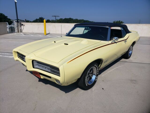 1969 Pontiac GTO CONVERTIBLE - photo 2