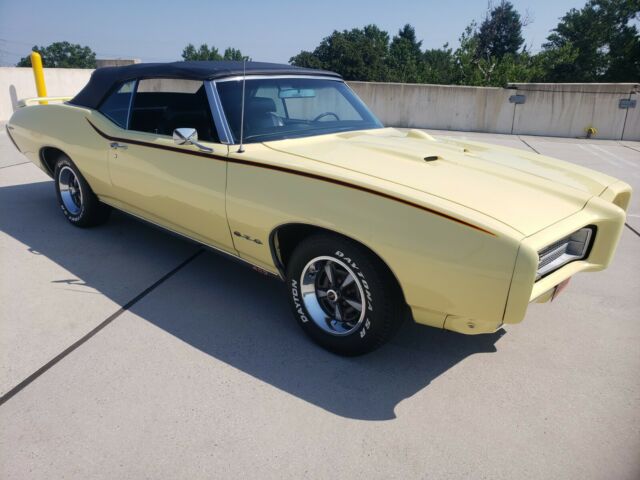 1969 Pontiac GTO CONVERTIBLE - photo 8