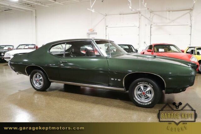 1969 Pontiac GTO Coupe - photo 11
