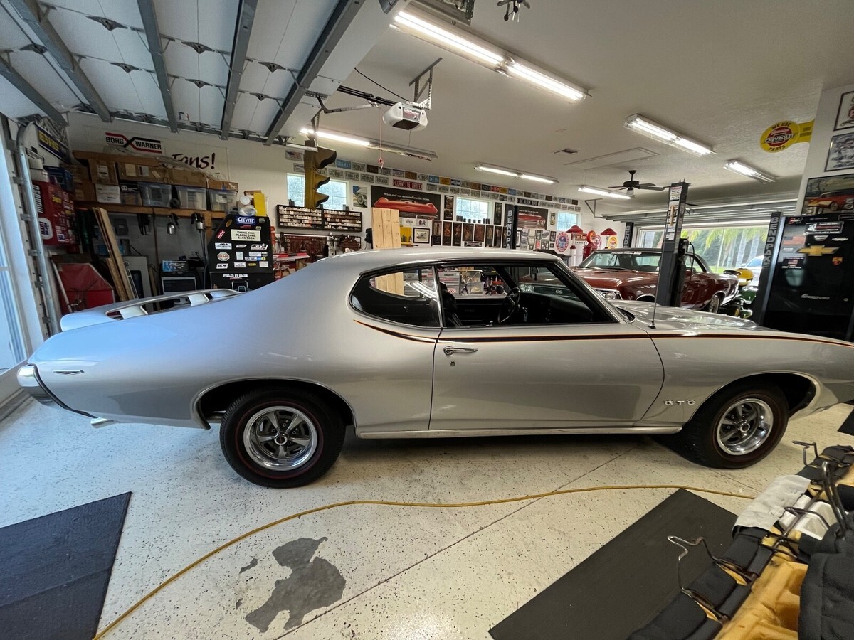 1969 Pontiac GTO - photo 2