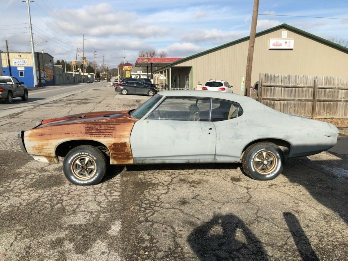 1969 Pontiac GTO Grey RWD Automatic 1969 Pontiac GTO
