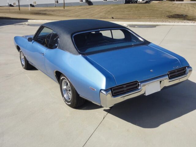 1969 Pontiac GTO - photo 3