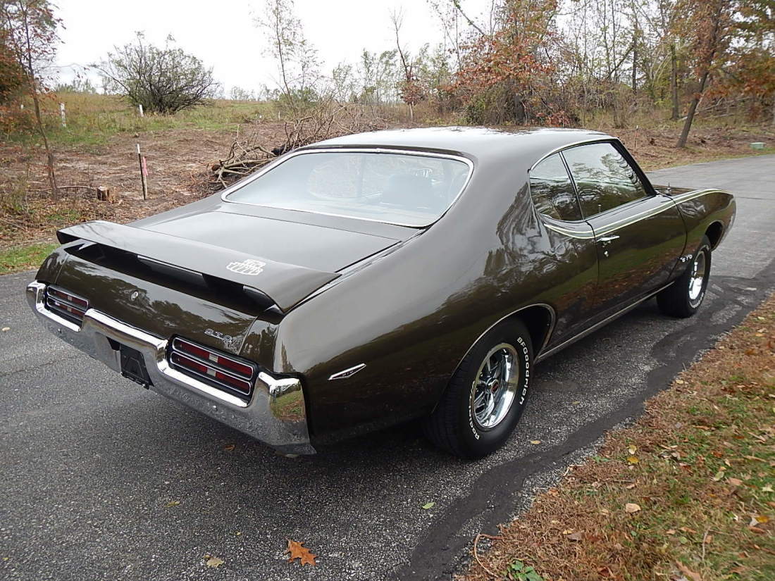 1969 Pontiac GTO - photo 3