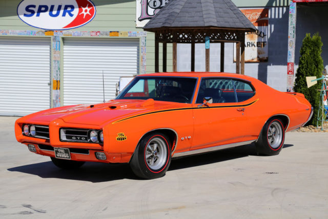 1969 Pontiac GTO JUDGE - photo 2