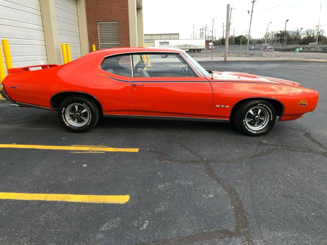1969 Pontiac GTO 2 door - photo 7