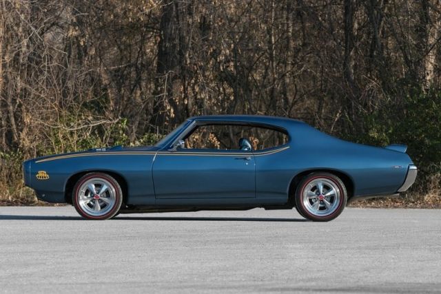 1969 Pontiac GTO Ask About Free Shipping! Factory Liberty Blue Judge - photo 5