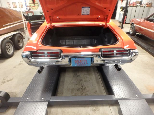 1969 Pontiac GTO - photo 3